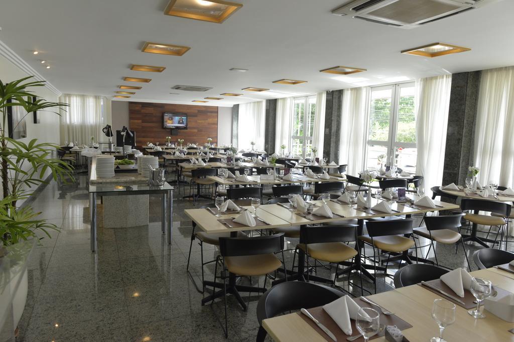 Oitis Hotel กัวยาเนีย ภายนอก รูปภาพ