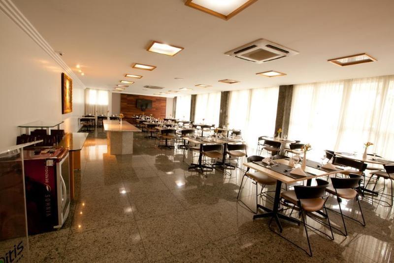 Oitis Hotel กัวยาเนีย ภายนอก รูปภาพ